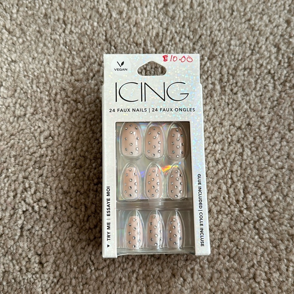 Cute nails in the brand icing